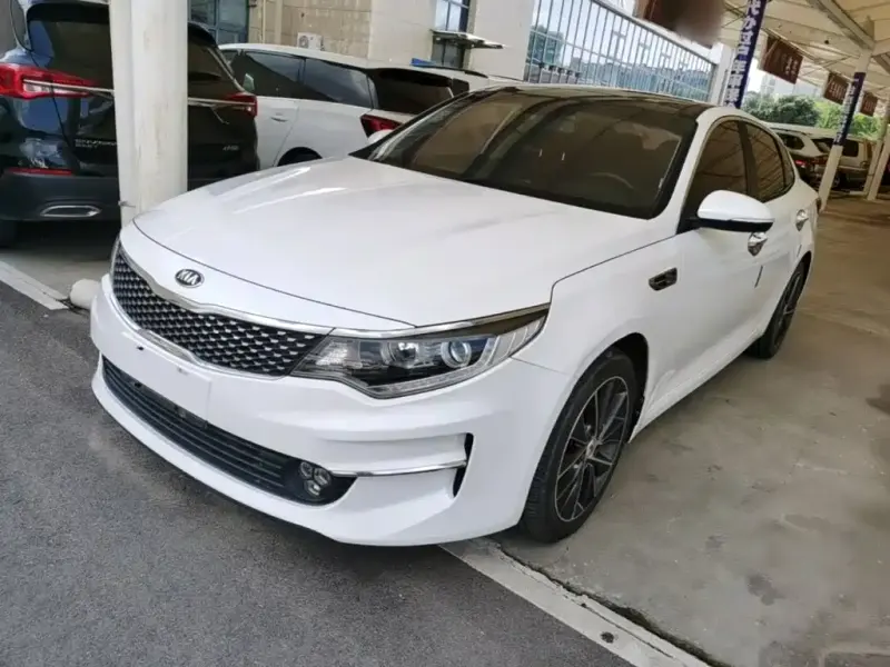 Kia K5, 2016