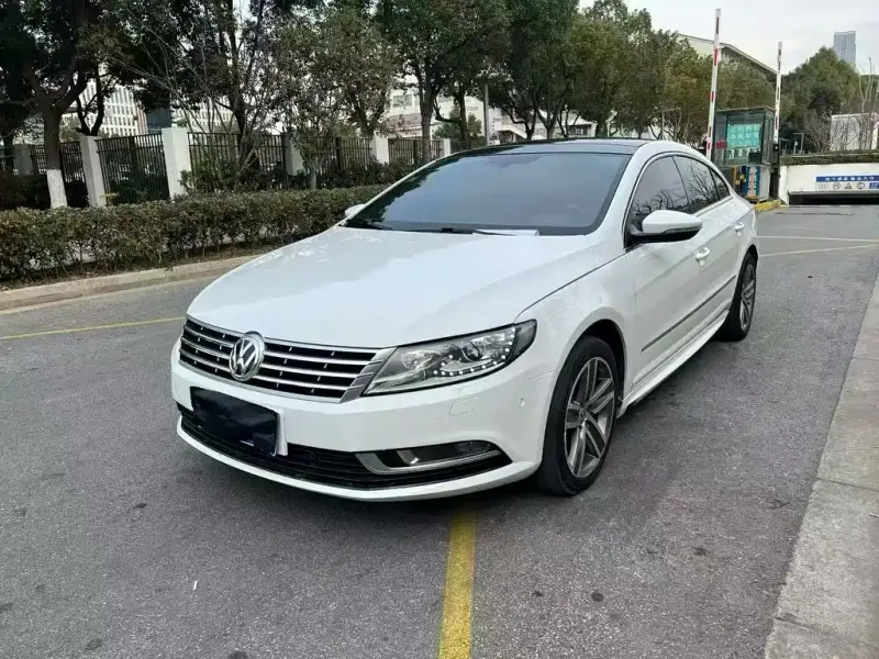Volkswagen CC, 2015