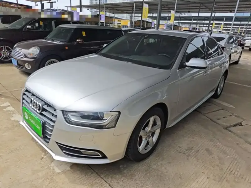 Audi A4L, 2015