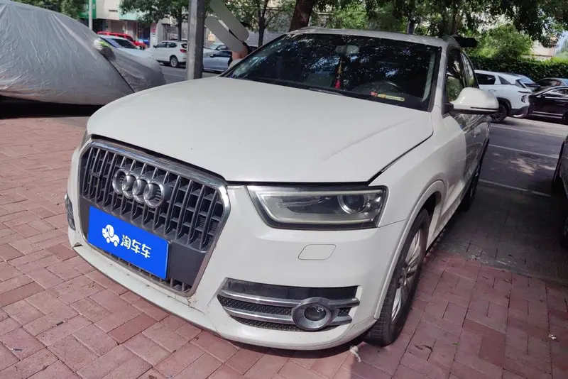 Audi Q3, 2013