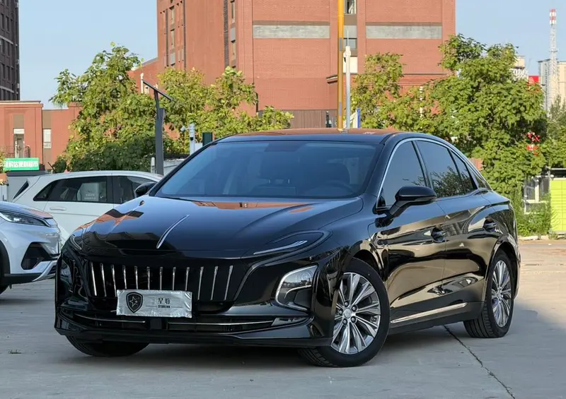 Hongqi E-QM5, 2023