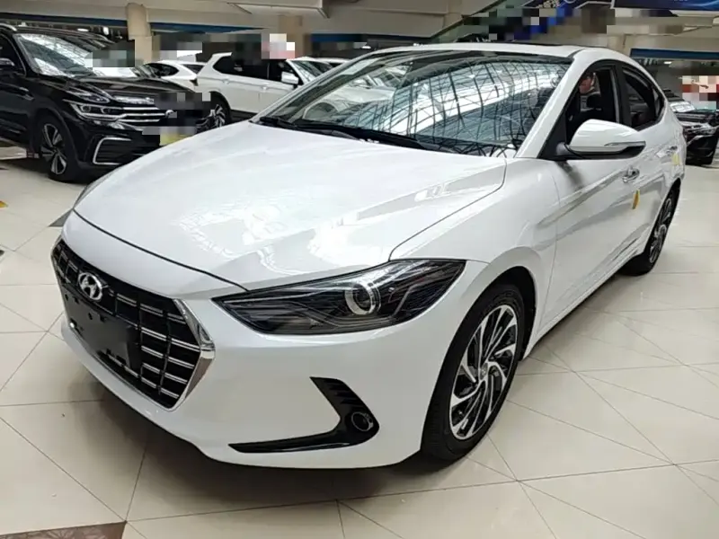 Hyundai Elantra, 2019