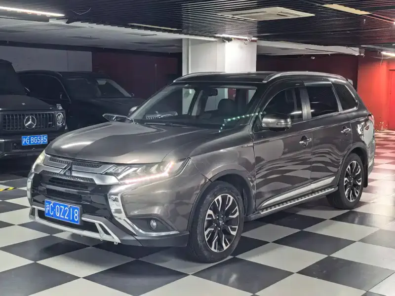 Mitsubishi Outlander, 2019
