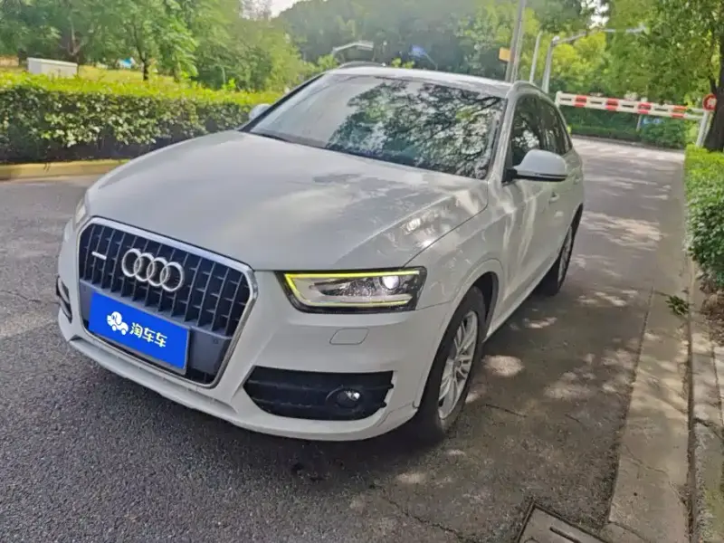 Audi Q3, 2015