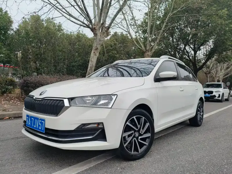 Skoda Rapid Spaceback, 2021