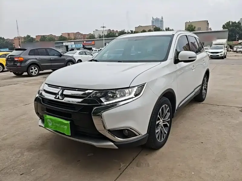 Mitsubishi Outlander, 2018