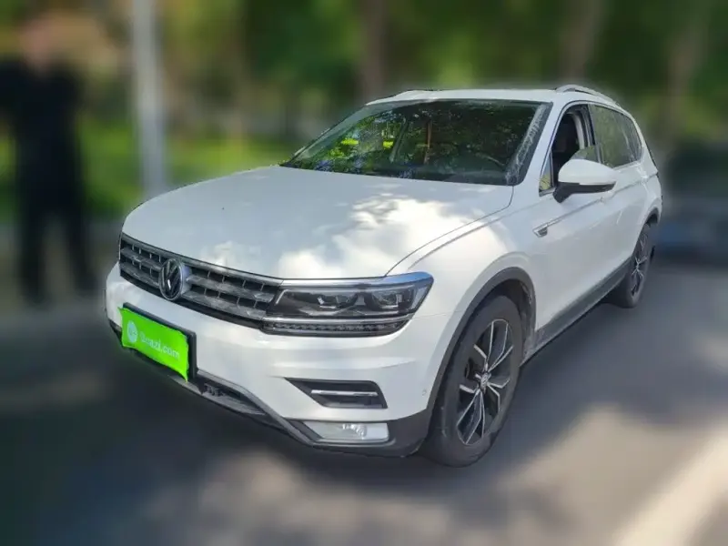 Volkswagen Tiguan L, 2017