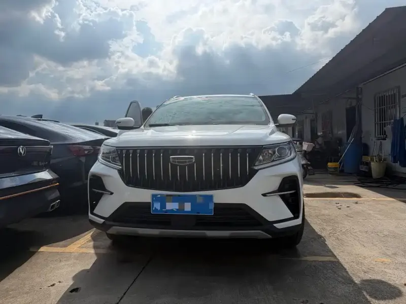 Geely Vision X6, 2023