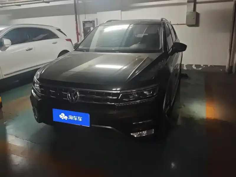 Volkswagen Tiguan L, 2017