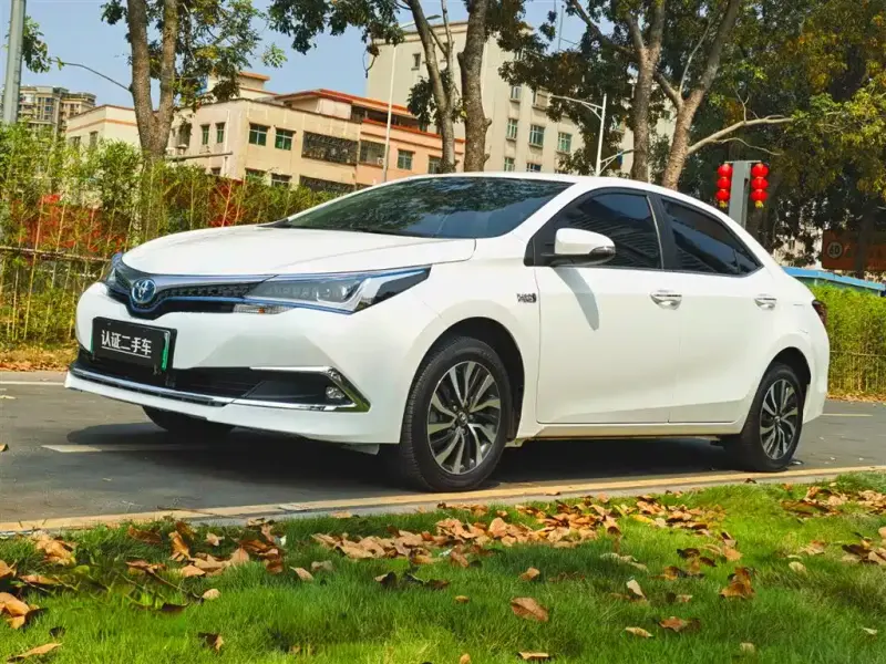 Toyota Corolla Hybrid, 2022