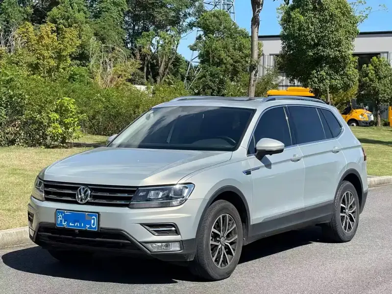 Volkswagen Tiguan L, 2018