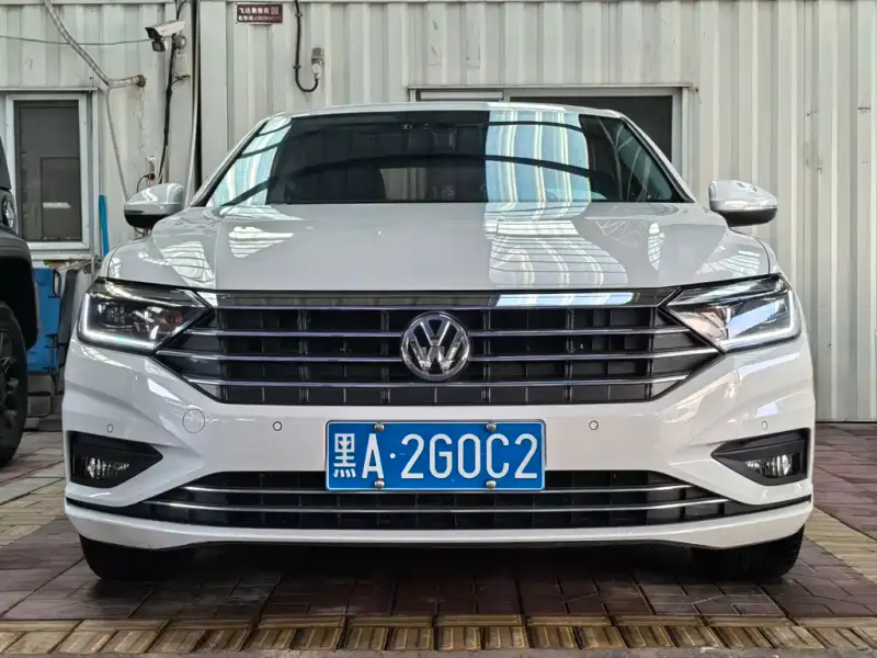 Volkswagen Sagitar, 2021