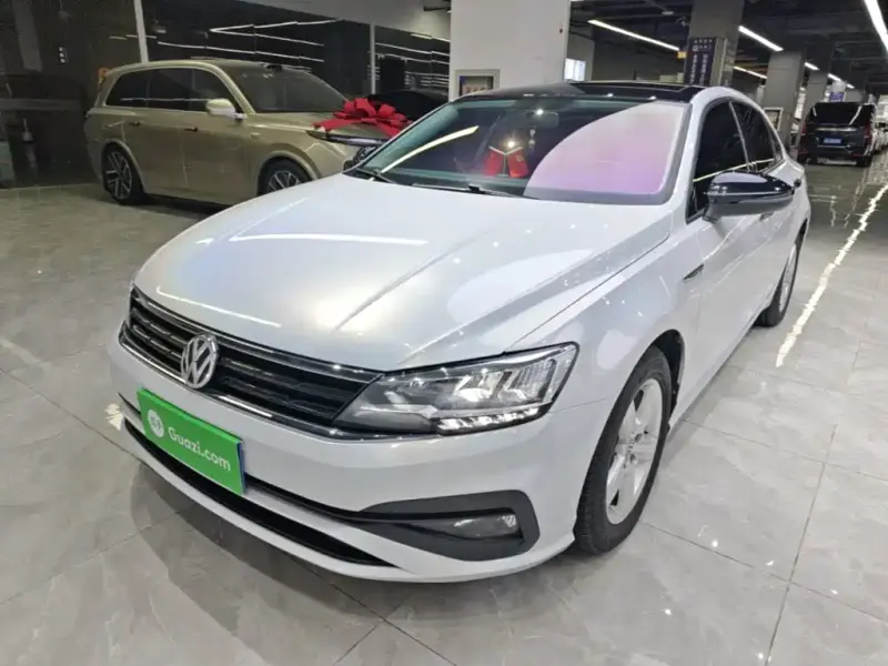 Volkswagen Lamando, 2021