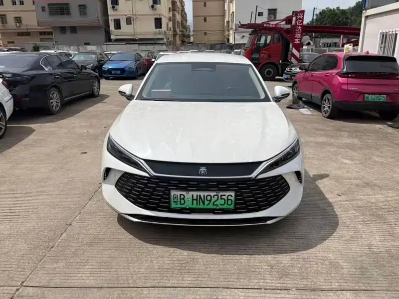 BYD Qin L, 2025