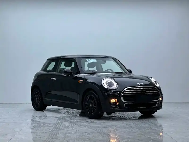 MINI Mini, 2015