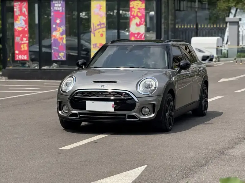MINI Clubman, 2016
