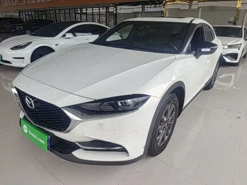Mazda CX-4, 2021