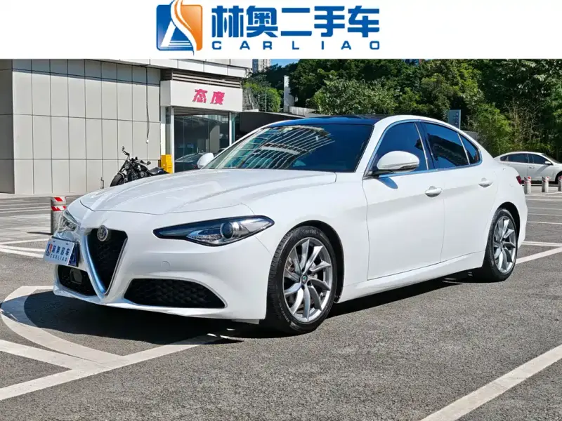 Alfa Romeo Giulia, 2017