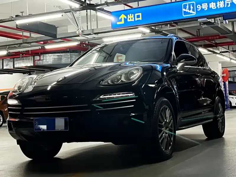 Porsche Cayenne, 2012