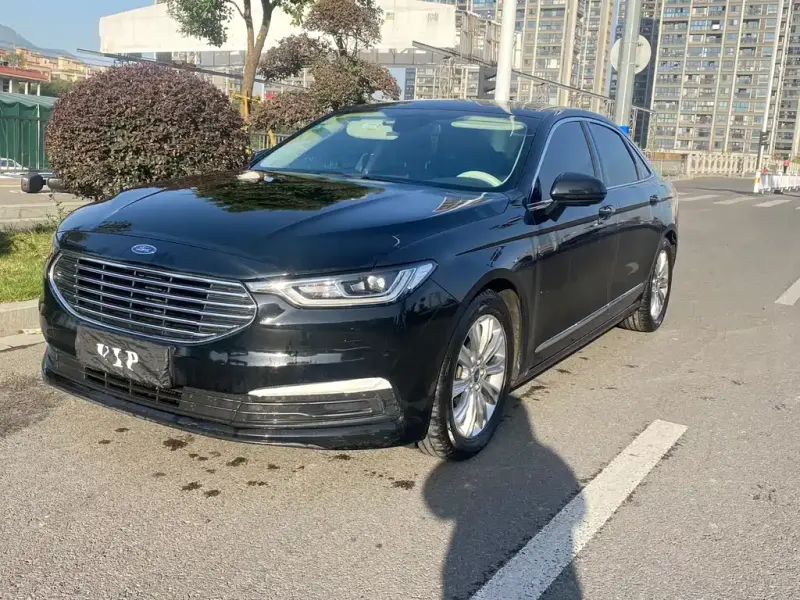Ford Taurus, 2021