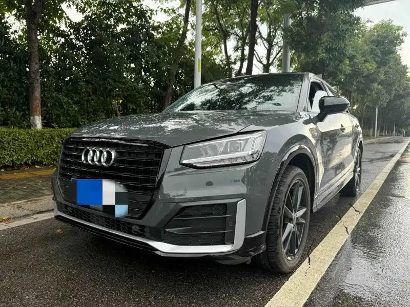 Audi Q2L, 2020