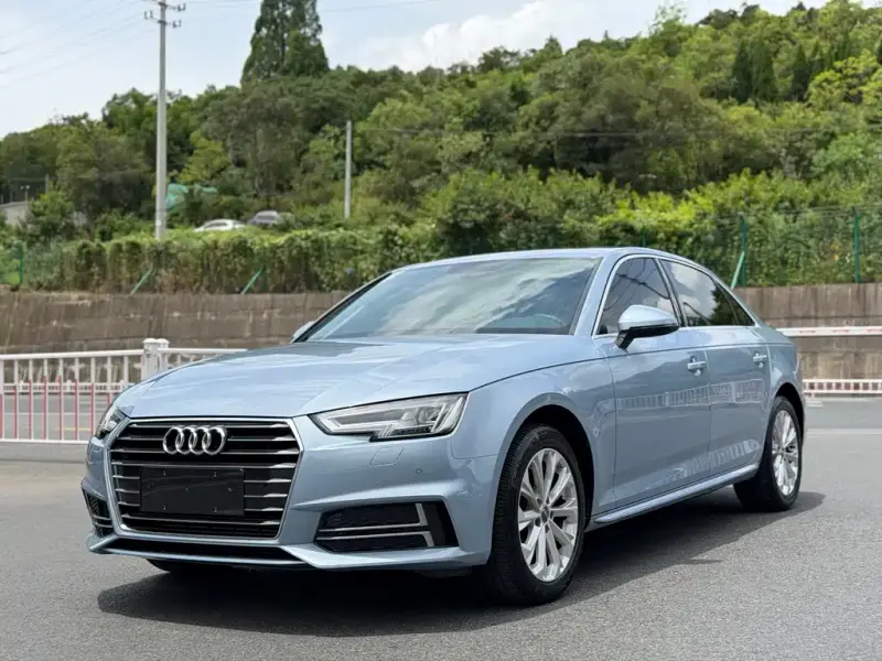 Audi A4L, 2019