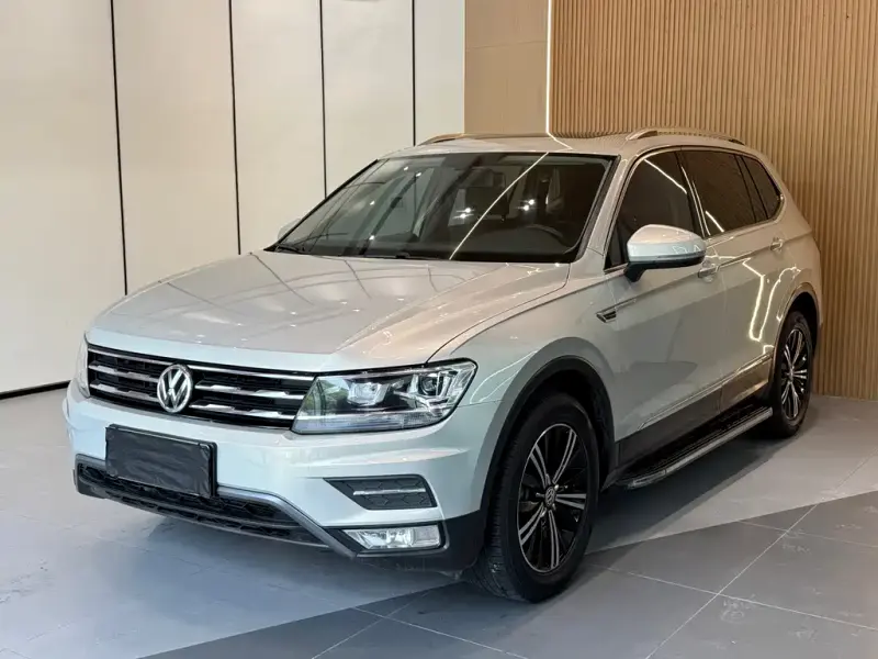 Volkswagen Tiguan L, 2020