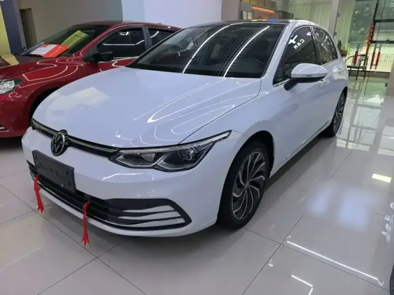 Volkswagen Golf, 2021