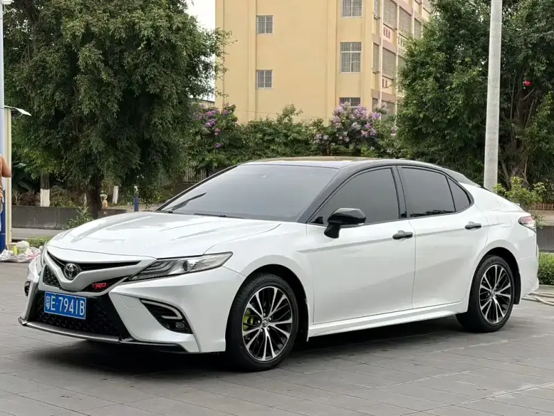 Toyota Camry, 2019