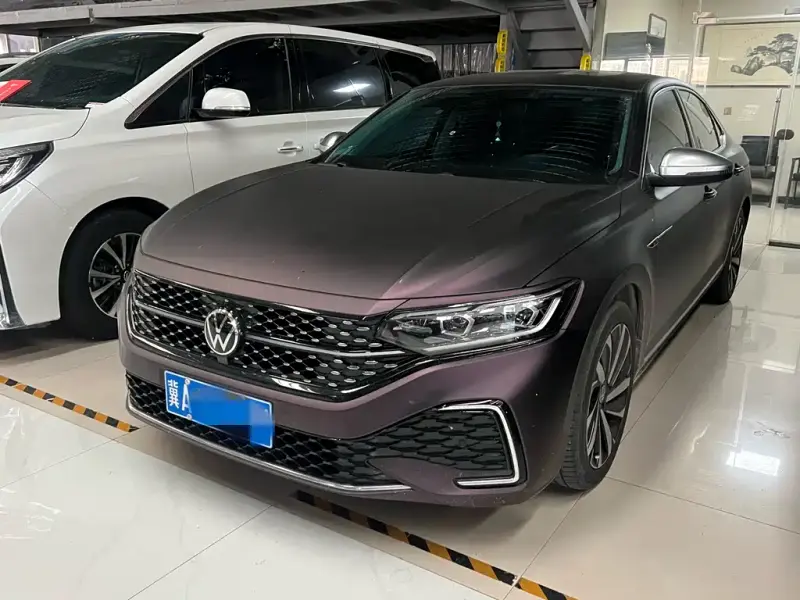 Volkswagen Passat, 2022