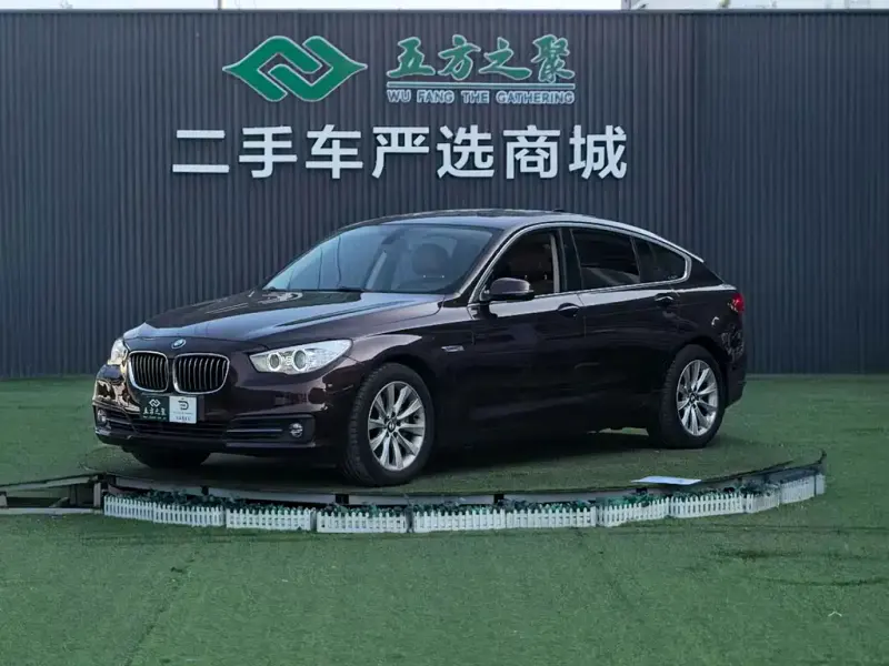 BMW 5 Series GT, 2016