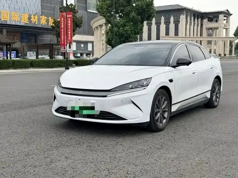 BYD Qin L, 2025