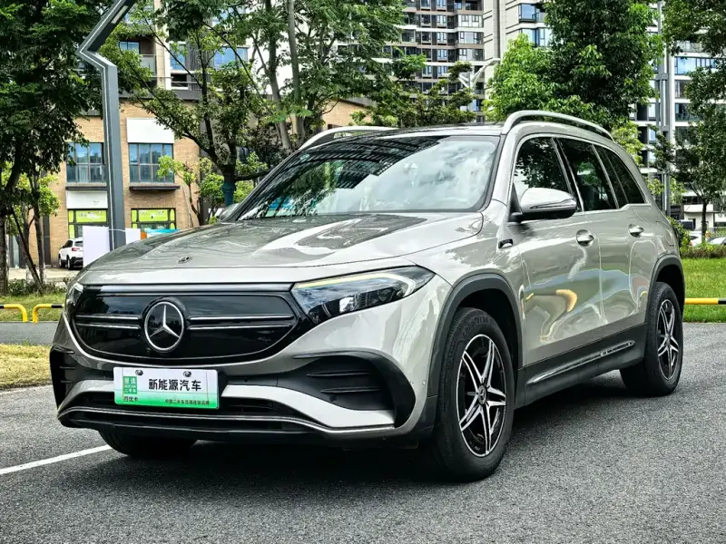 Mercedes-Benz EQB, 2022