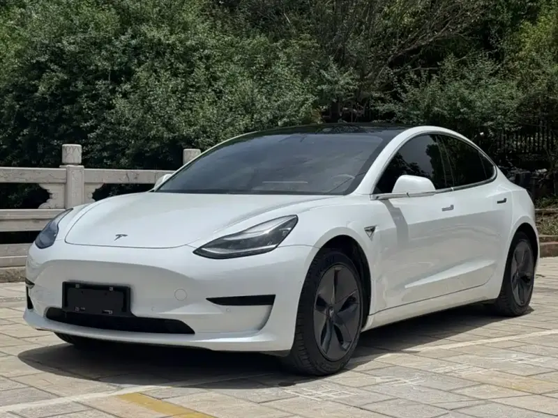 Tesla Model 3, 2020