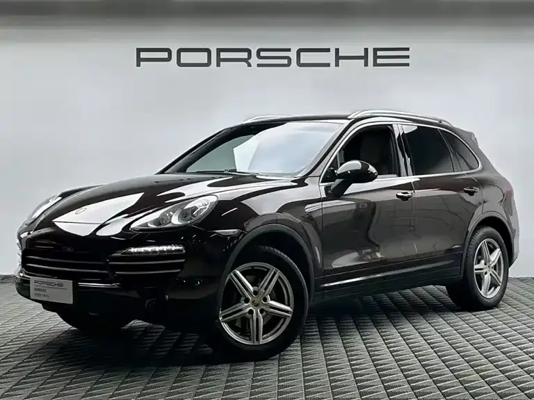 Porsche Cayenne, 2014