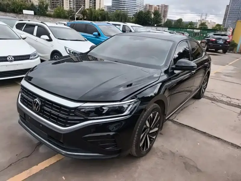 Volkswagen Passat, 2023
