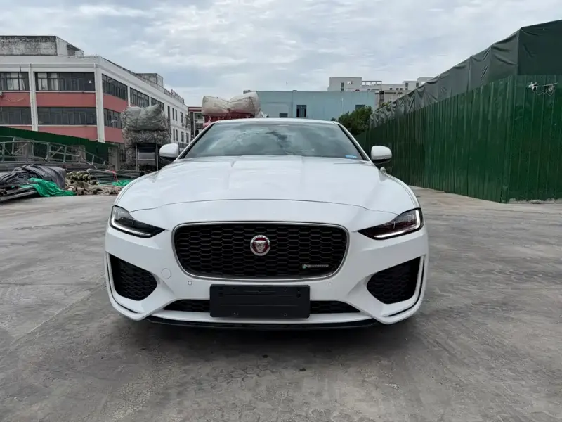 Jaguar XEL, 2022