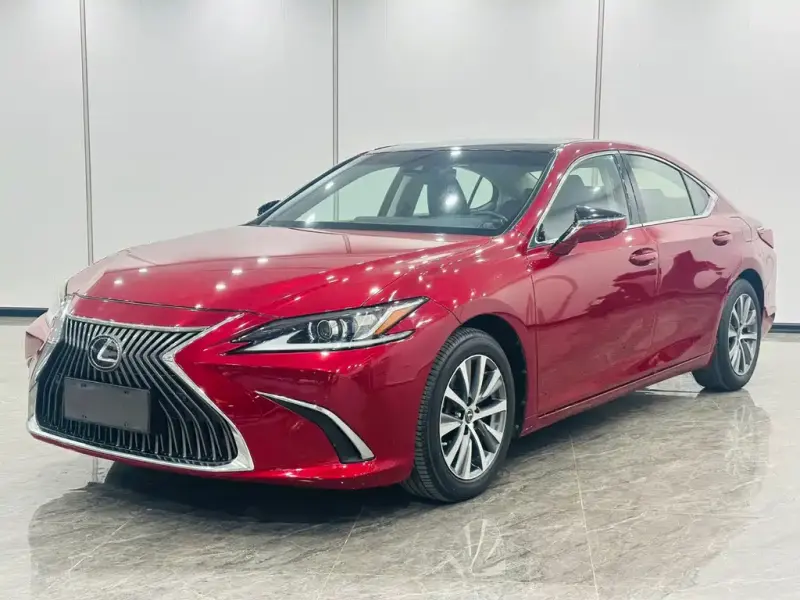 Lexus ES, 2018