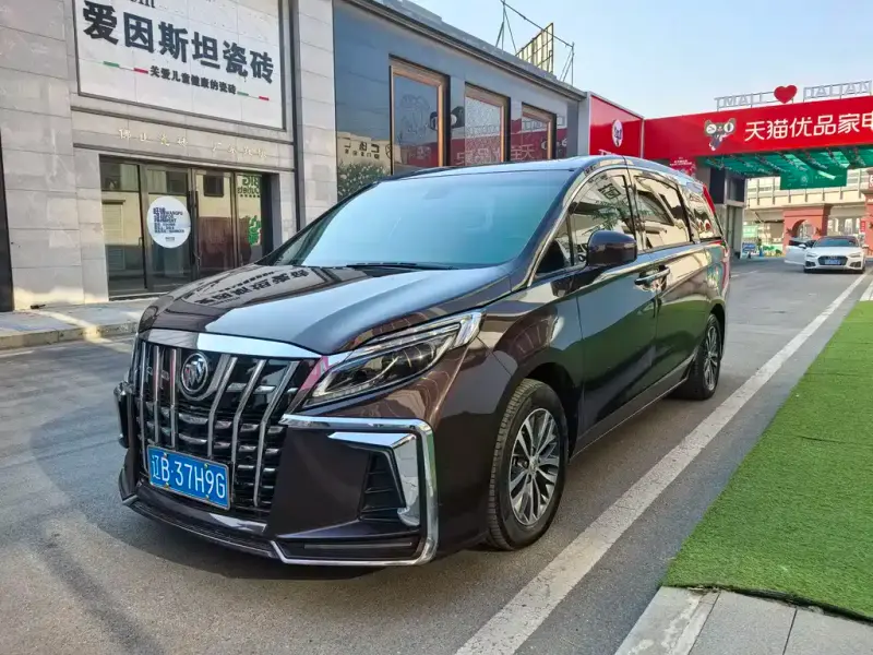 Buick GL8, 2019
