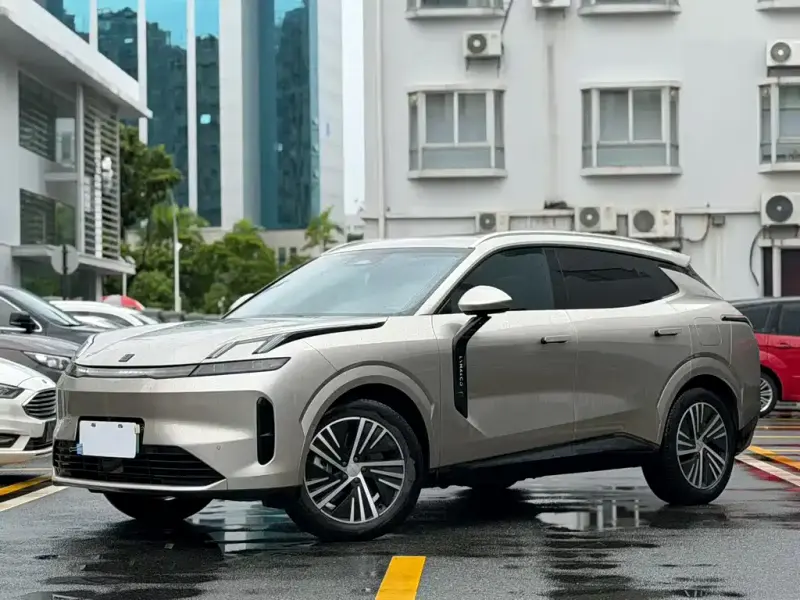 Lynk & Co 08 EM-P, 2024