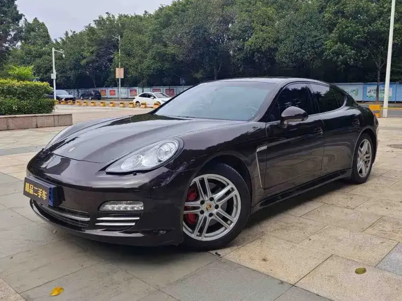 Porsche Panamera, 2014