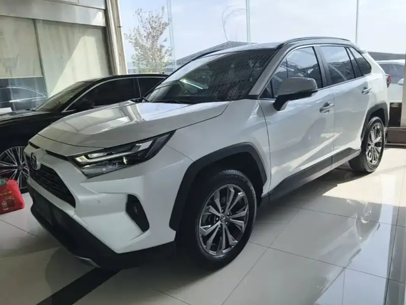 Toyota RAV4, 2024