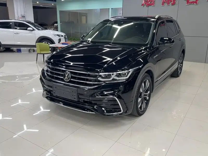 Volkswagen Tiguan L, 2022