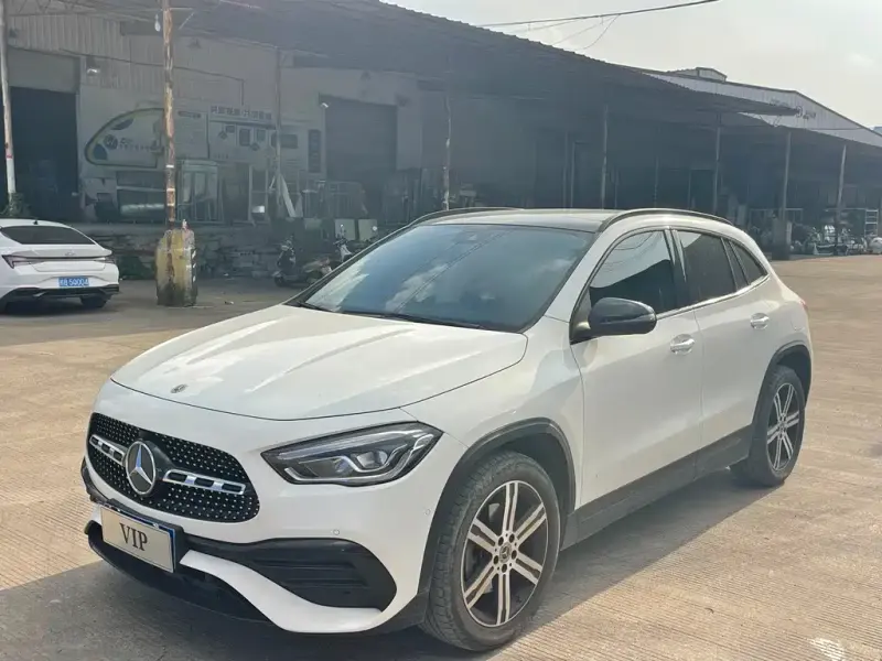 Mercedes-Benz GLA, 2022