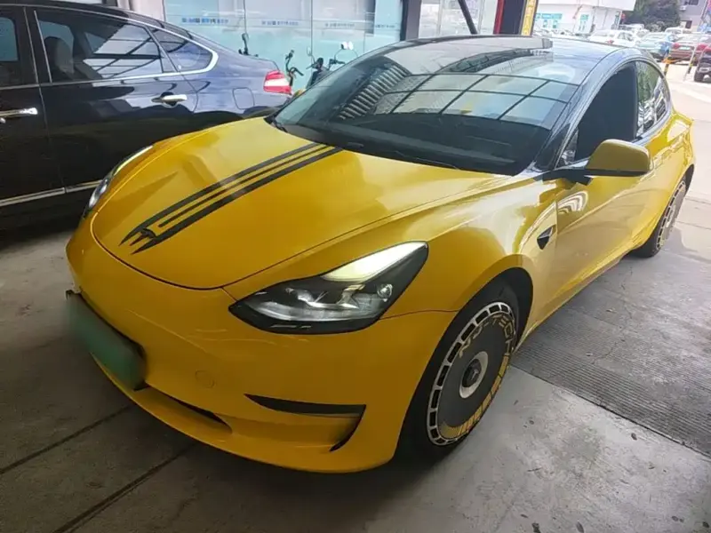 Tesla Model 3, 2021