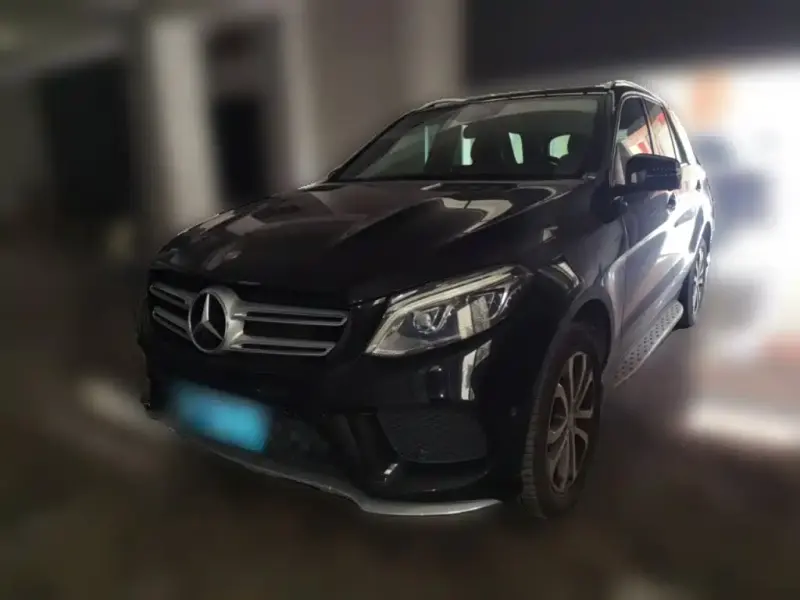 Mercedes-Benz GLE( ), 2015
