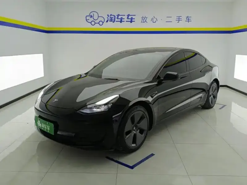 Tesla Model 3, 2022