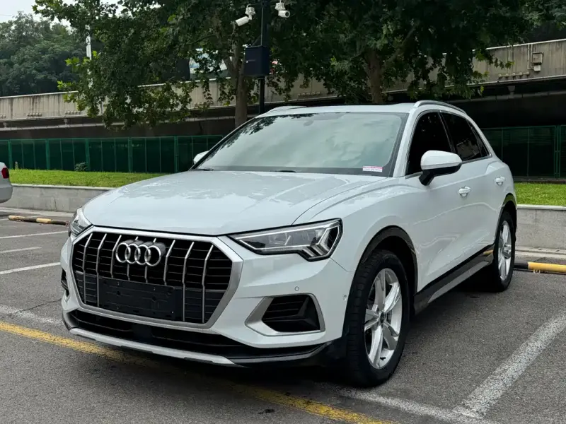 Audi Q3, 2022