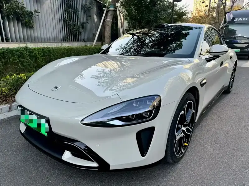 Xiaomi SU7, 2025