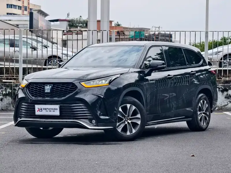 Toyota Crown Kluger, 2024